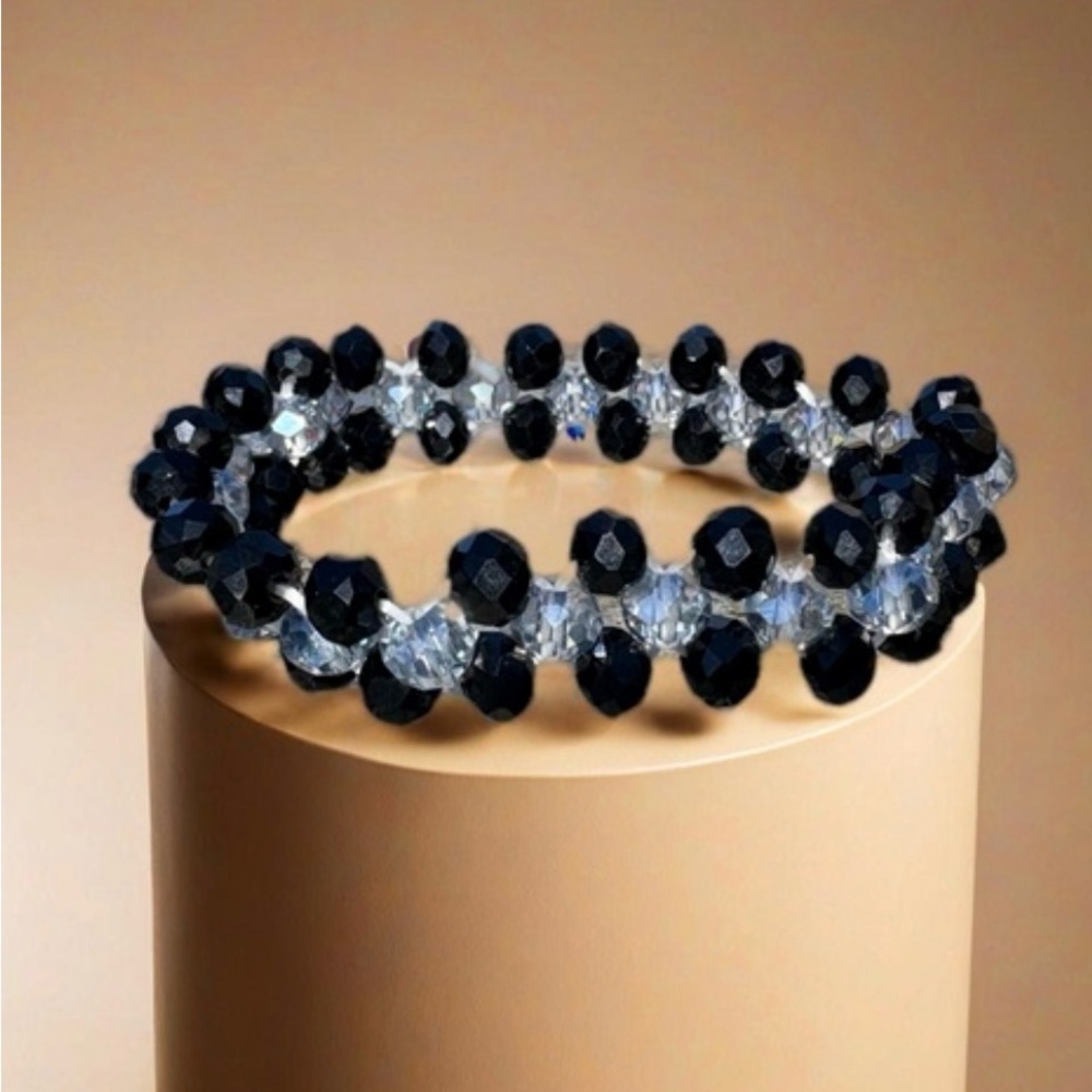 Elegant Black and Silver Beaded Bracelet